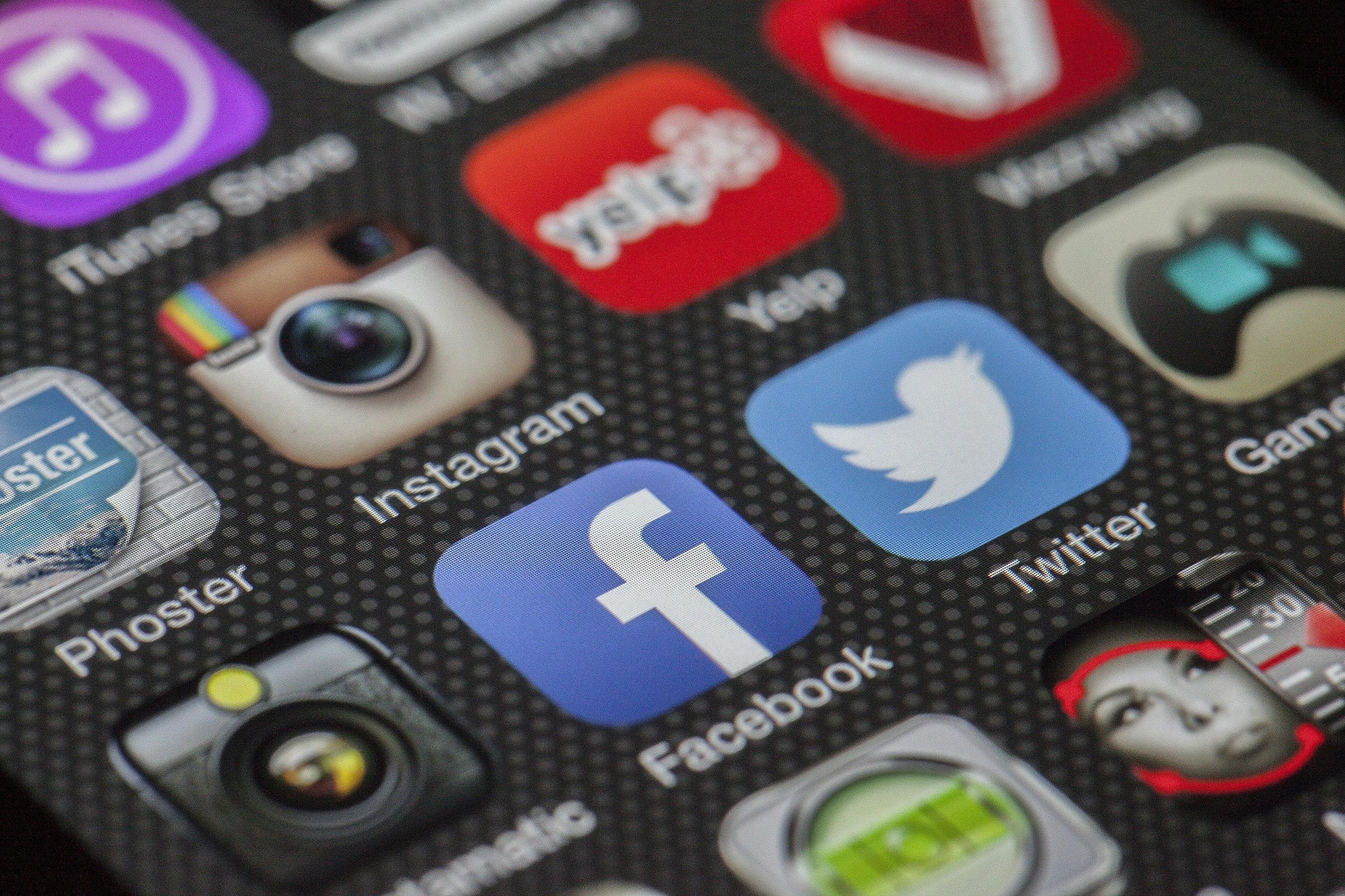 Custom AI Mobile App Development